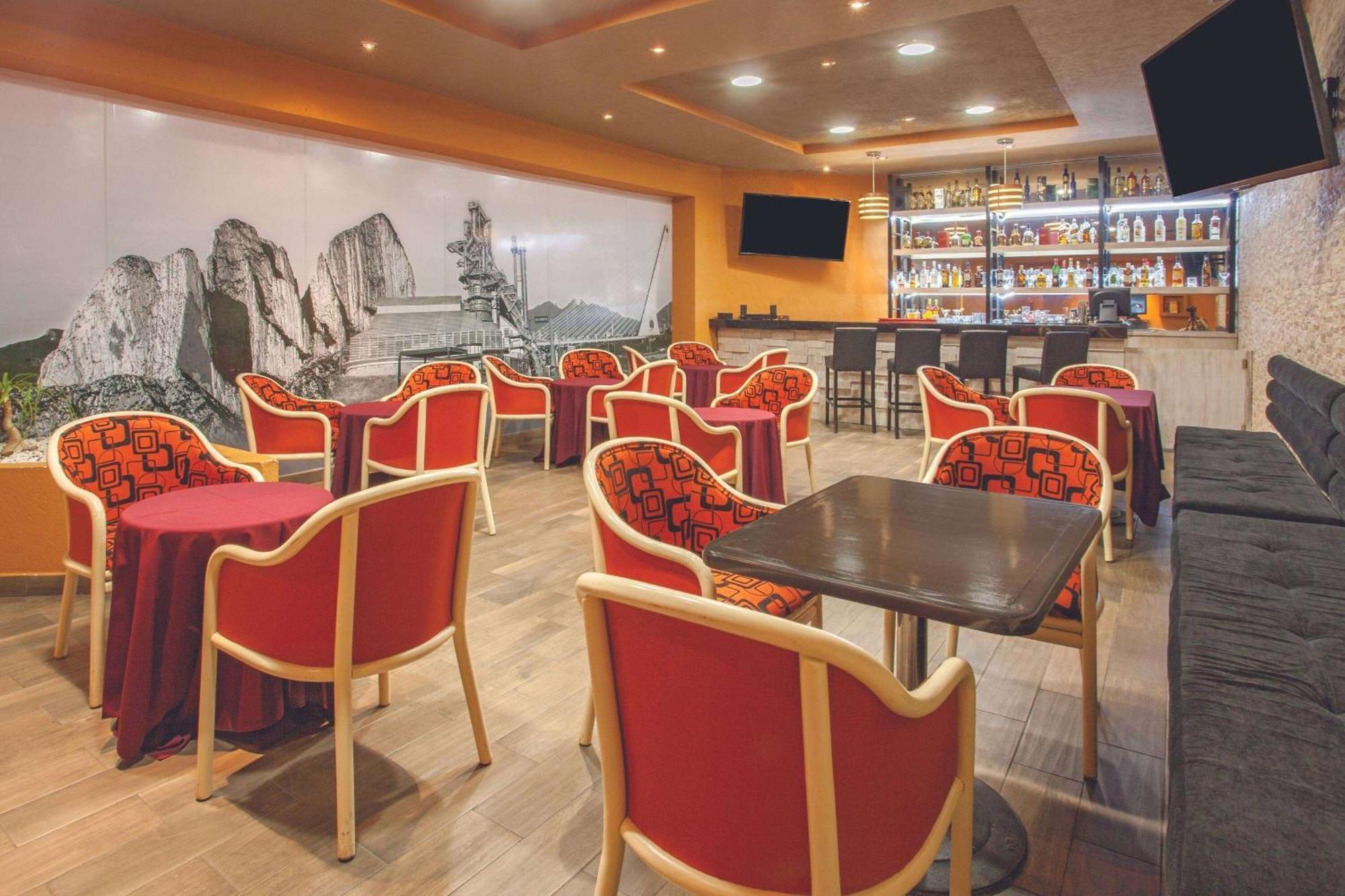 Chn Hotel Monterrey Norte, Trademark Collection By Wyndham Экстерьер фото